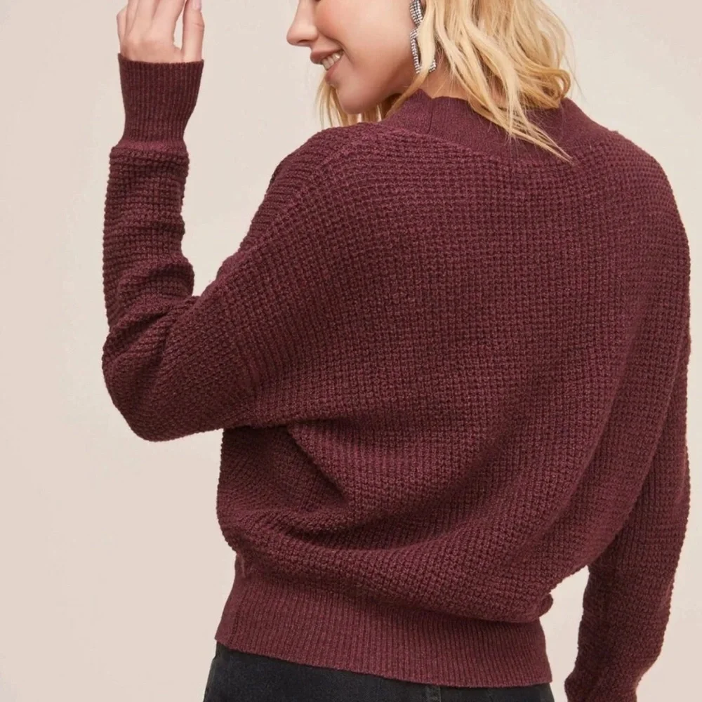 ASTR The Label Stephanie V Neck Wrap sweater in Burgundy Medium - Picture 4 of 11